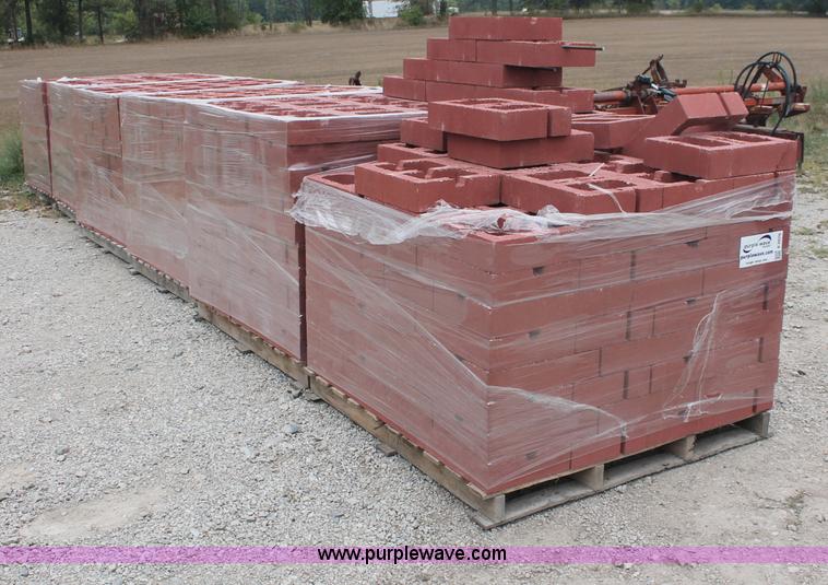image for item E2070 (700) foundation wall blocks