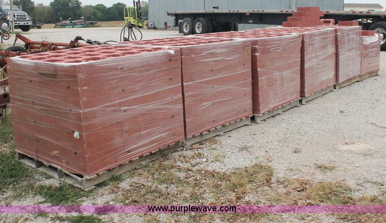 image for item E2070 (700) foundation wall blocks