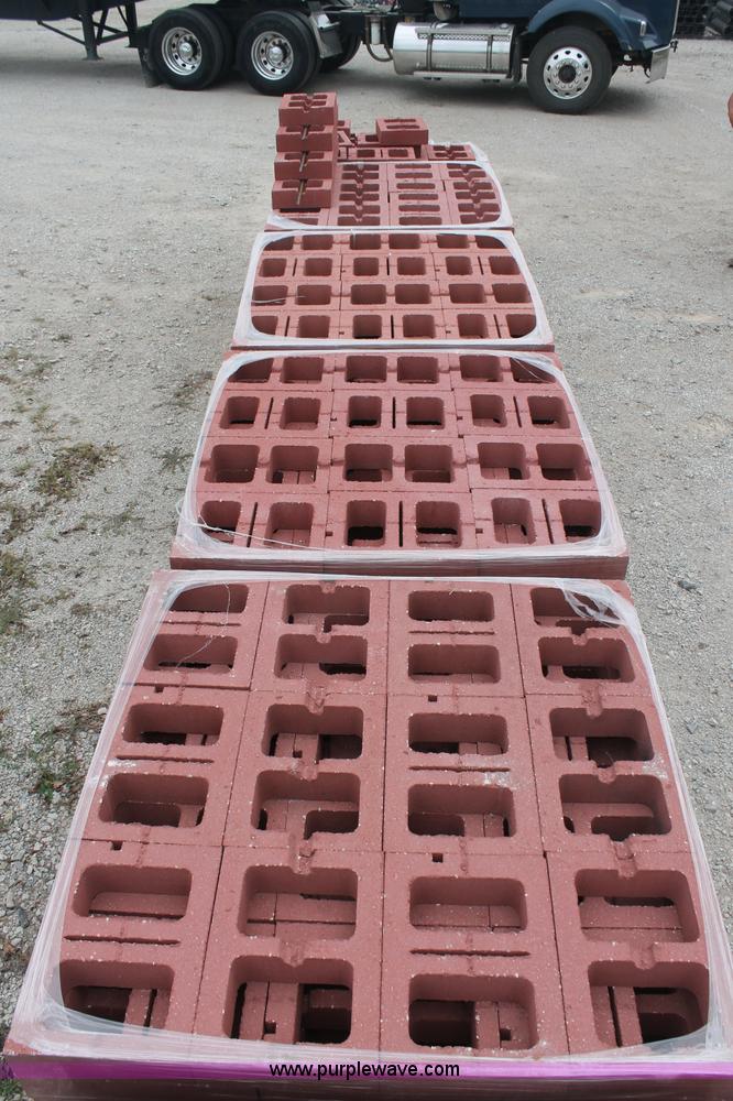 image for item E2070 (700) foundation wall blocks