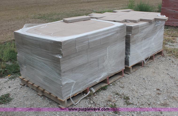 image for item E2071 (480) block pavers