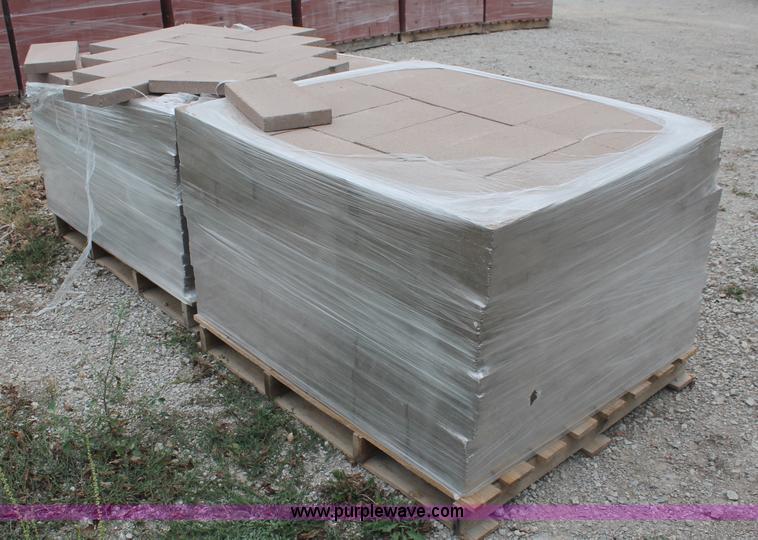 image for item E2071 (480) block pavers