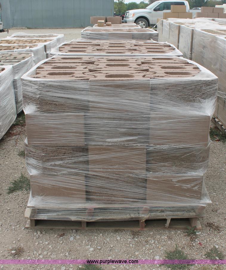 image for item E2073 (288) retaining wall blocks