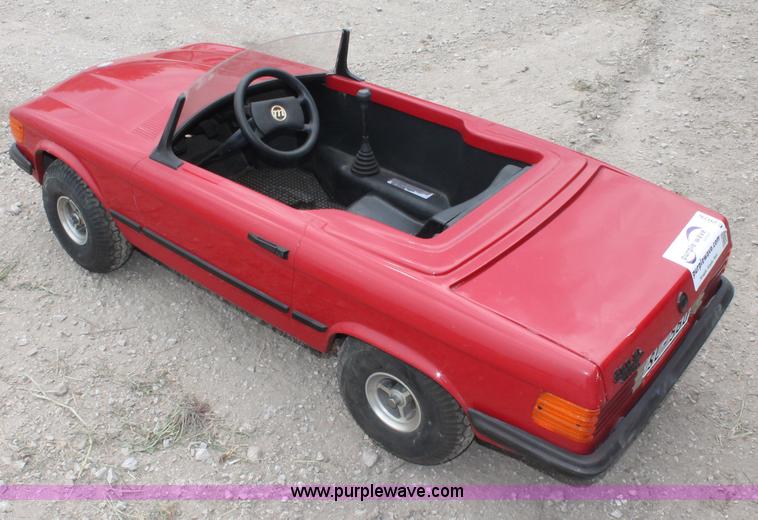 image for item E2076 Mercedes 560SL go-cart