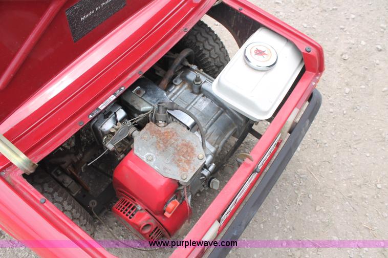 image for item E2076 Mercedes 560SL go-cart