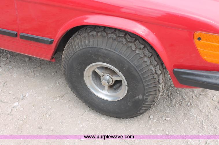 image for item E2076 Mercedes 560SL go-cart