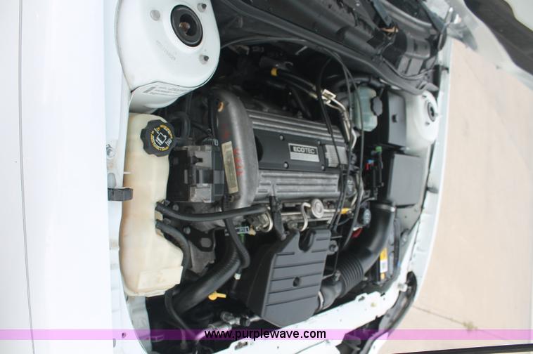 image for item E2077 2002 Pontiac Grand Am SE