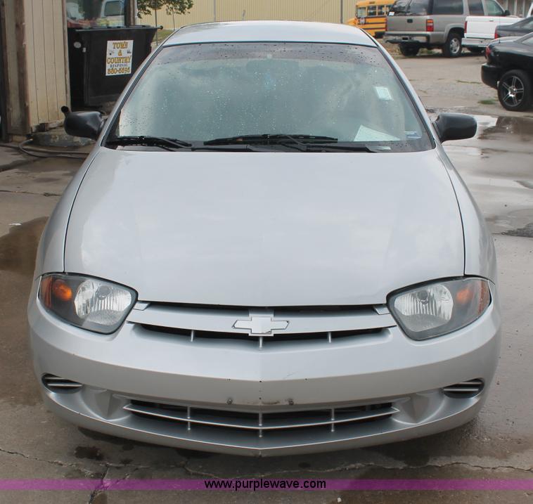 image for item E2078 2004 Chevrolet Cavalier