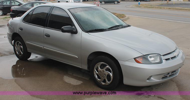 image for item E2078 2004 Chevrolet Cavalier