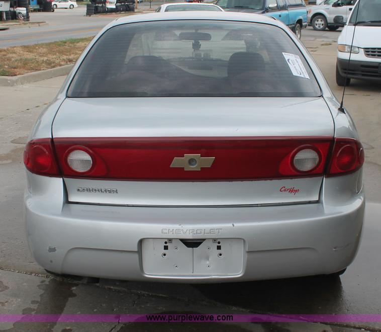 image for item E2078 2004 Chevrolet Cavalier