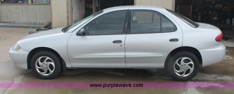 image for item E2078 2004 Chevrolet Cavalier