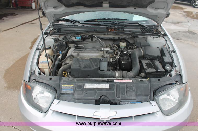 image for item E2078 2004 Chevrolet Cavalier