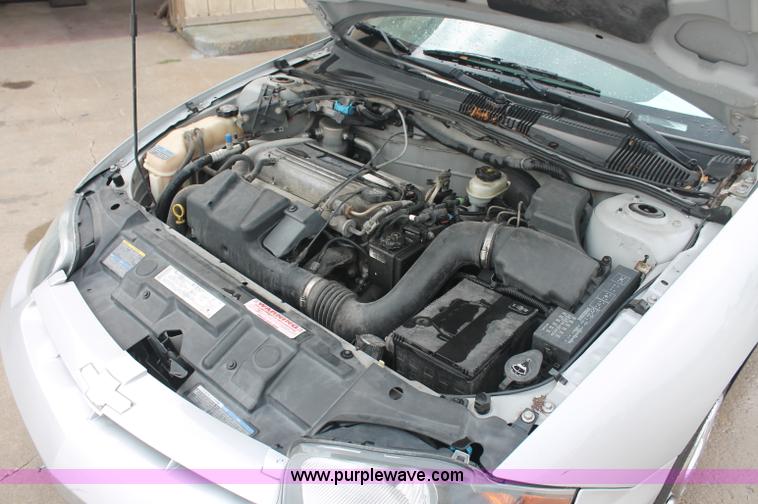 image for item E2078 2004 Chevrolet Cavalier