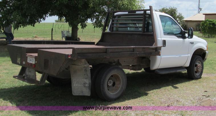 image for item F3009 1999 Ford F350 Super Duty pickup truck