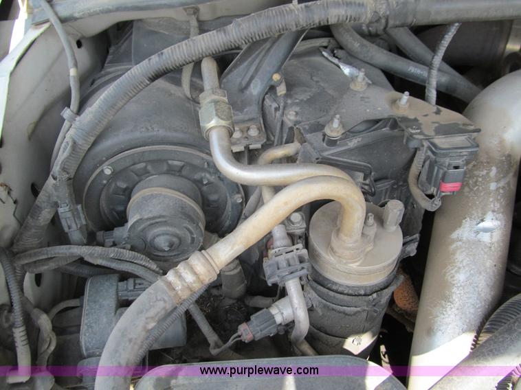 image for item F3009 1999 Ford F350 Super Duty pickup truck