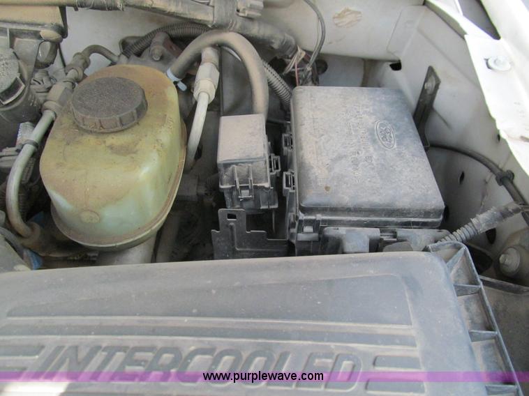 image for item F3009 1999 Ford F350 Super Duty pickup truck