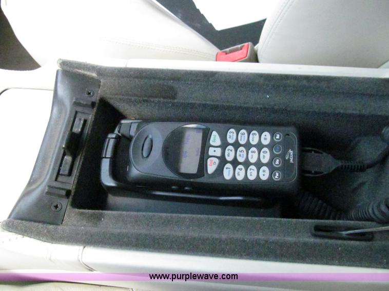 image for item F3013 1999 Jaguar XJ8 Vanden Plas