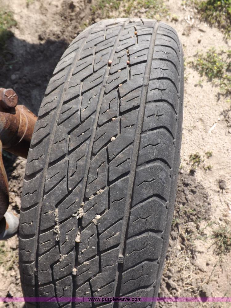 image for item F6009 1966 Massey Fergusen MF165 tractor