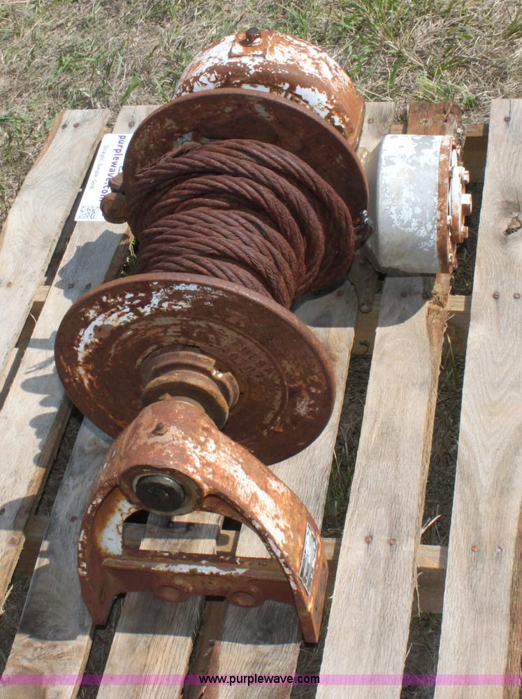 image for item G4702 Tulsa winch