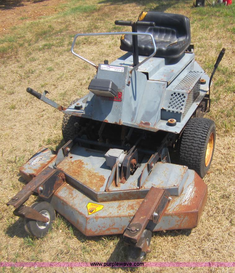 image for item H9773 Grazer G1142 lawn mower