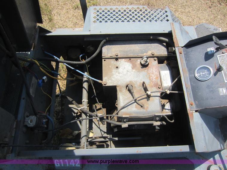 image for item H9773 Grazer G1142 lawn mower