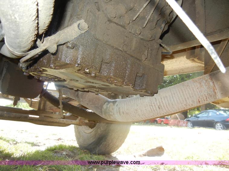 image for item H9775 1996 Cummins 8.3L diesel engine