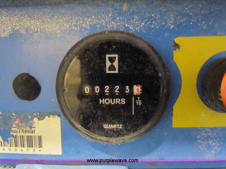 image for item N9139 2003 Genie GS2032 scissor lift