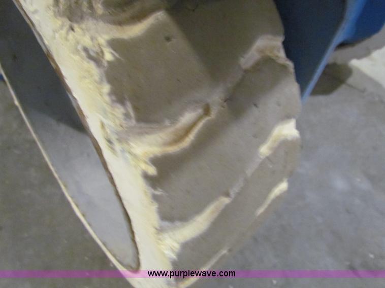 image for item N9139 2003 Genie GS2032 scissor lift