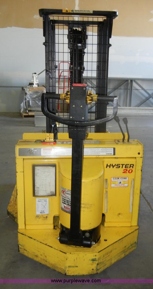 image for item U9249 Hyster W20XTA electric lift truck
