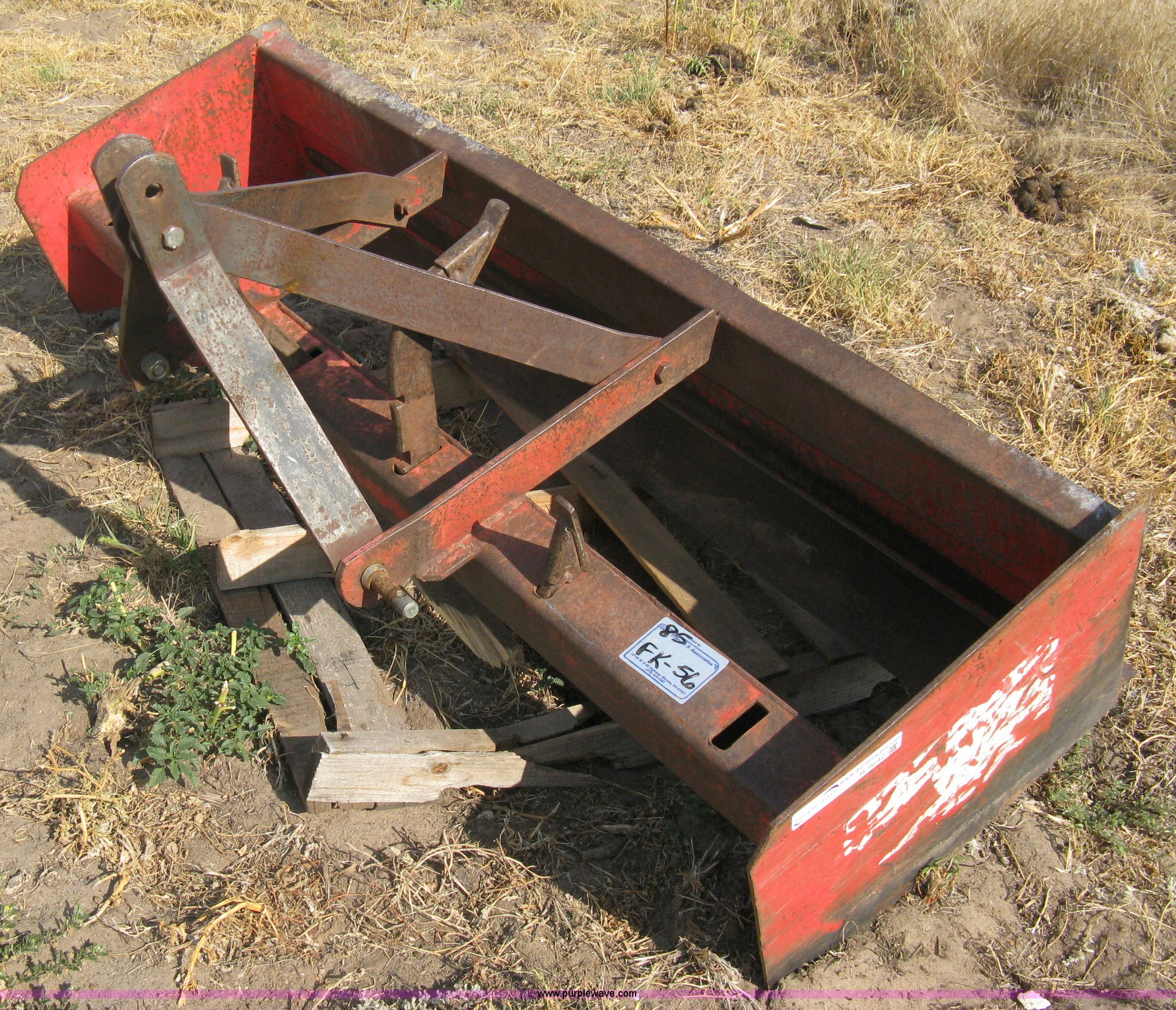 Three point box blade in Wichita, KS Item R9642 sold Purple Wave