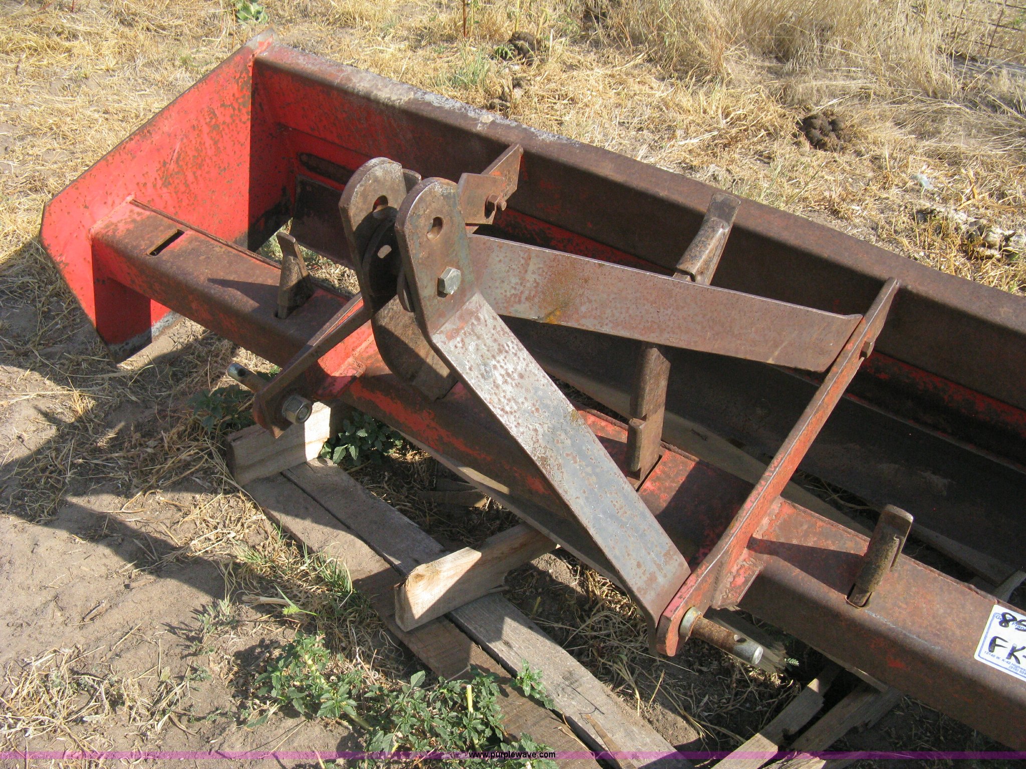 Three point box blade in Wichita, KS Item R9642 sold Purple Wave