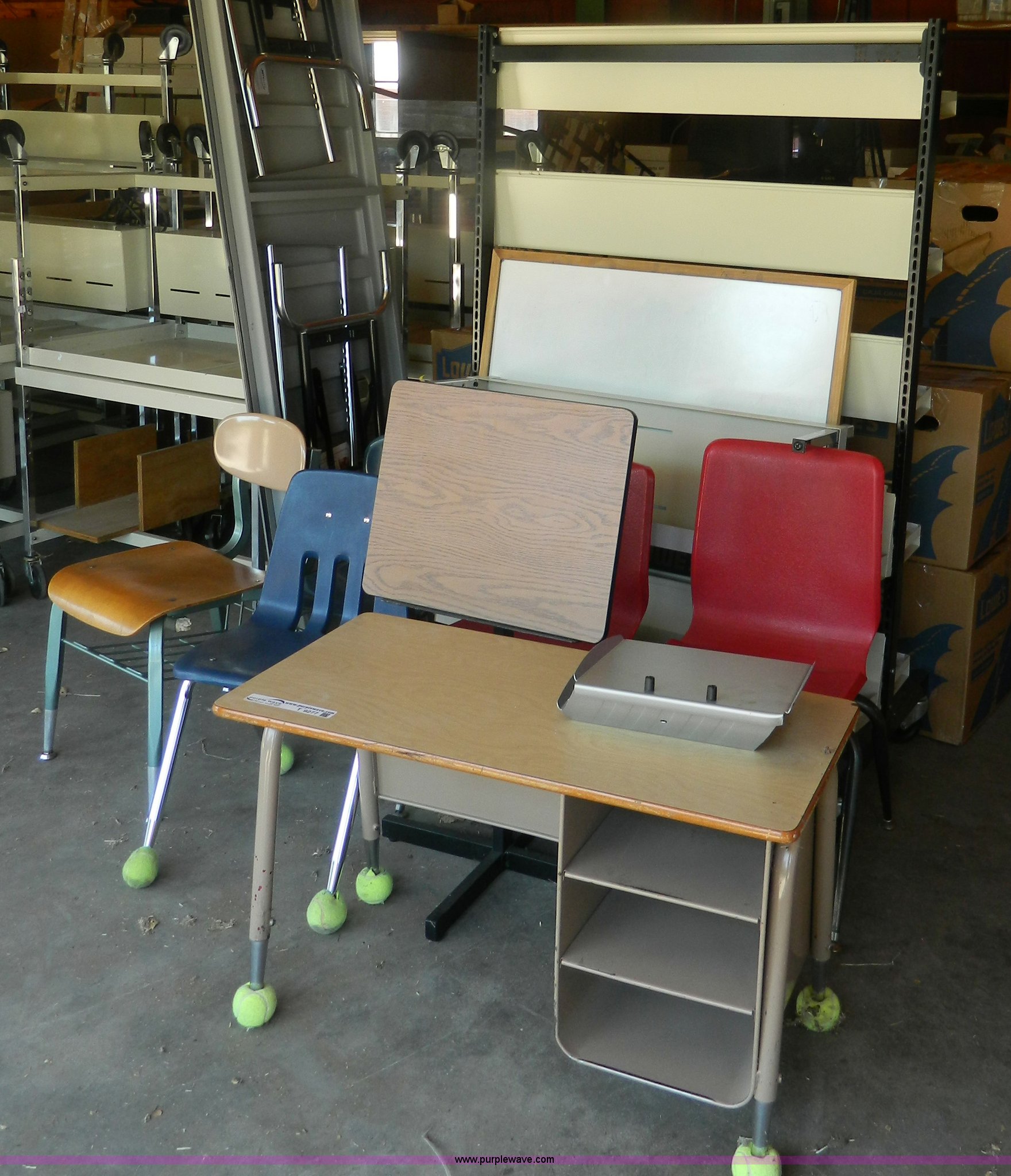 Assorted furniture in Claflin, KS Item T9277 sold Purple Wave