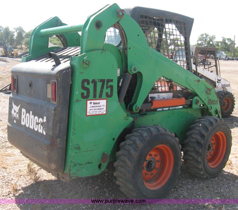 image for item B8068 2005 Bobcat S175 skid steer
