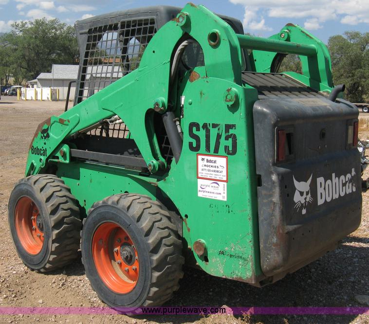 image for item B8068 2005 Bobcat S175 skid steer