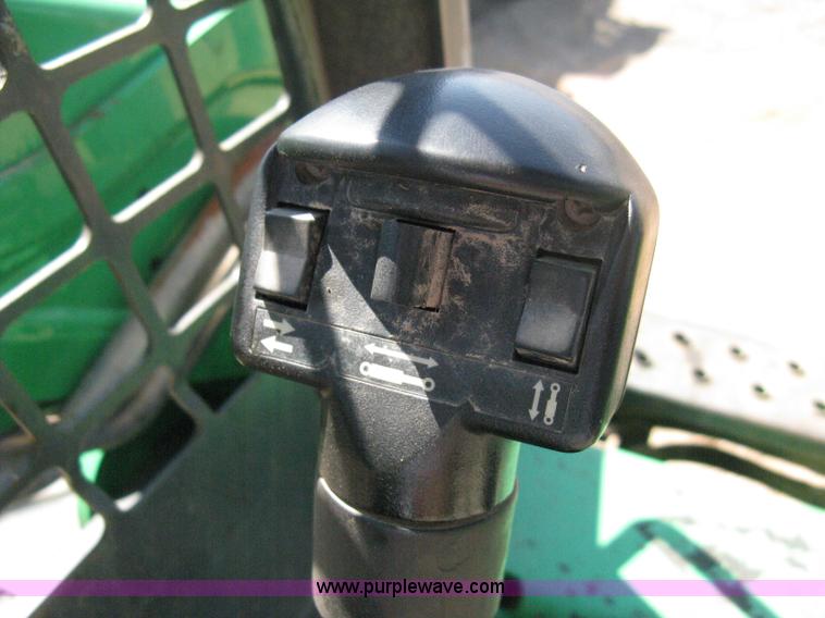 image for item B8068 2005 Bobcat S175 skid steer