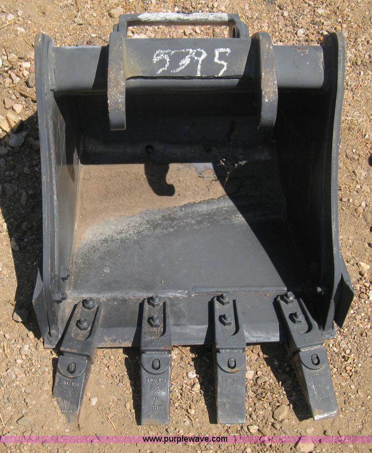 image for item B8082 Bobcat 20" toothed excavator bucket