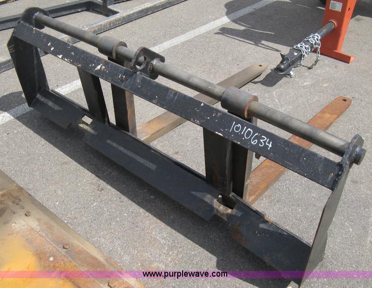 image for item B8085 Pallet fork skid steer attachment
