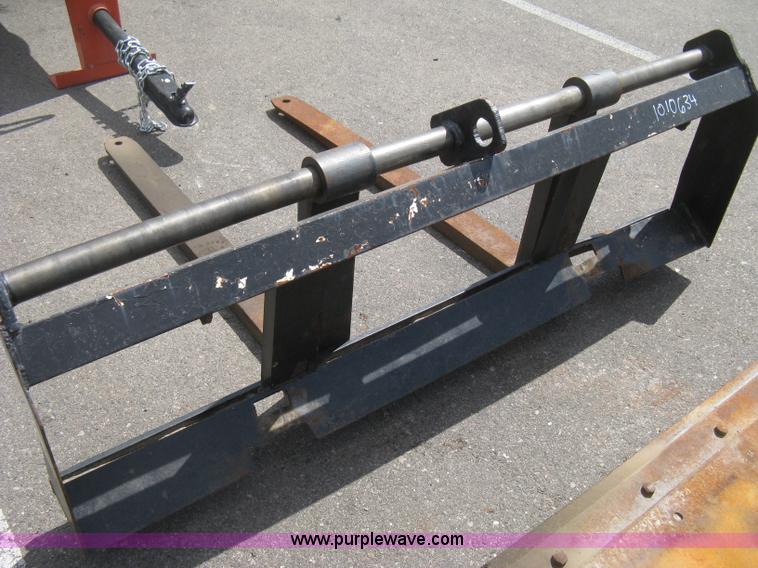 image for item B8085 Pallet fork skid steer attachment