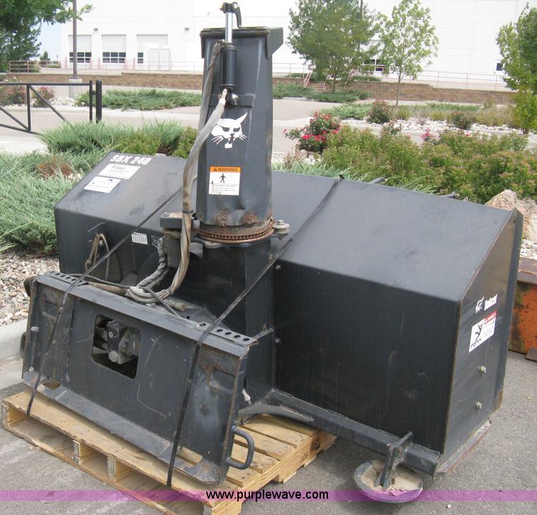 image for item B8086 2005 Bobcat SBX240 skid steer snow blower