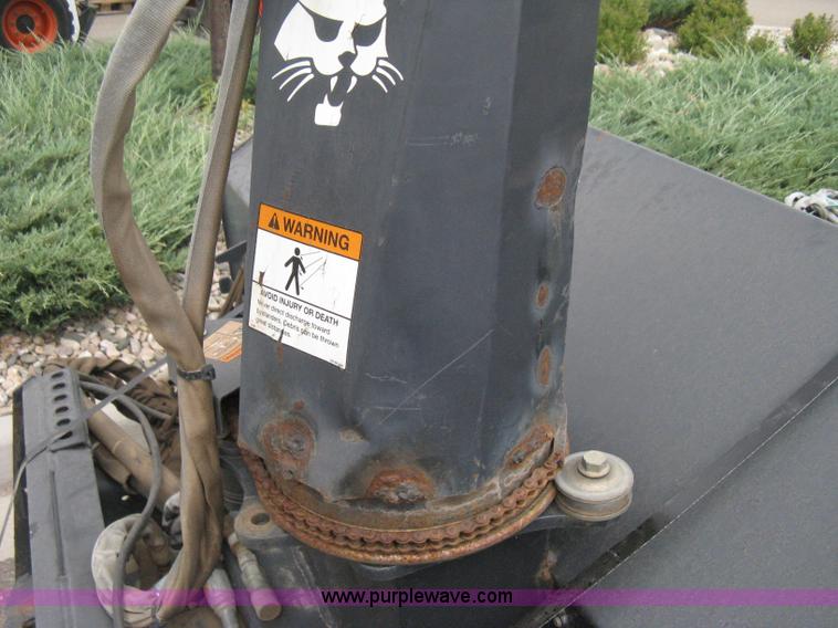 image for item B8086 2005 Bobcat SBX240 skid steer snow blower