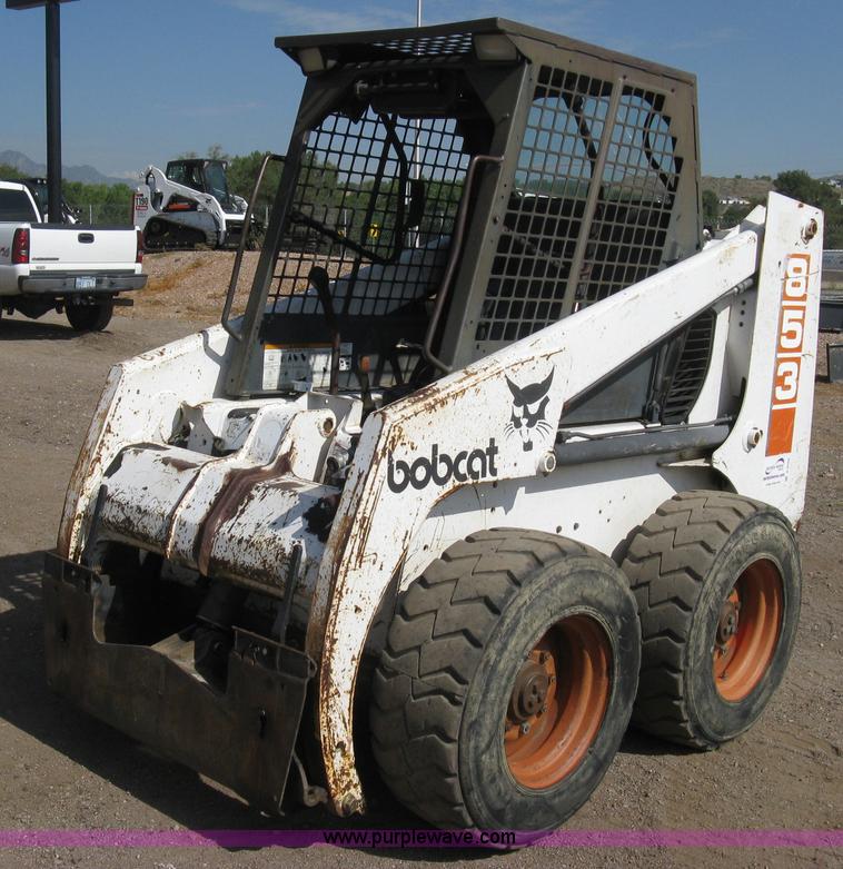 image for item B8088 1992 Bobcat 853 skid steer