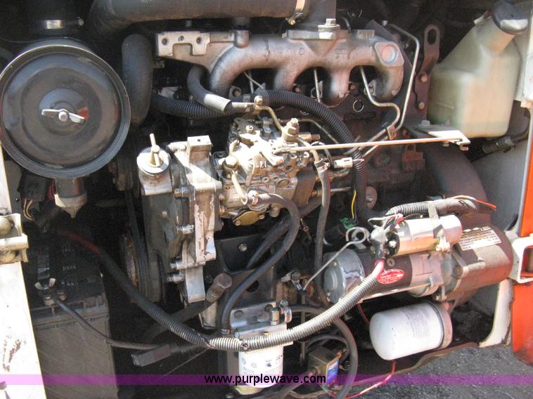 image for item B8088 1992 Bobcat 853 skid steer