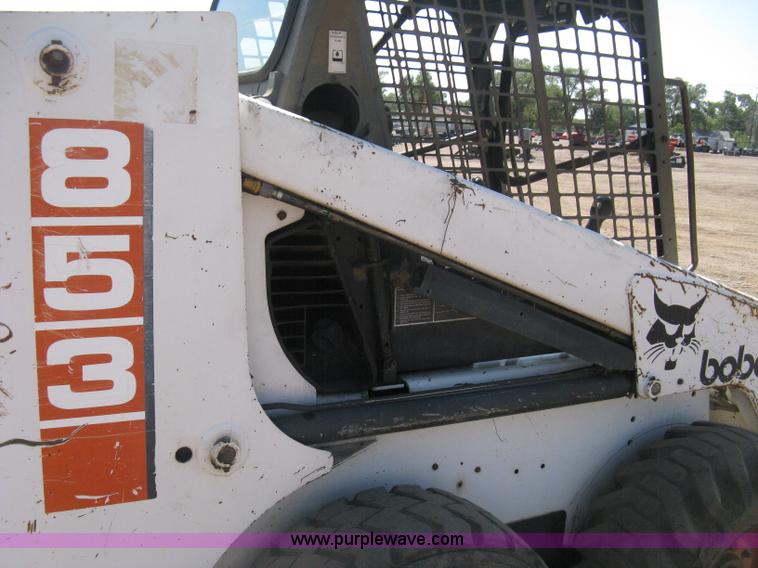 image for item B8088 1992 Bobcat 853 skid steer
