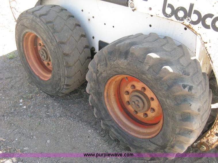 image for item B8088 1992 Bobcat 853 skid steer