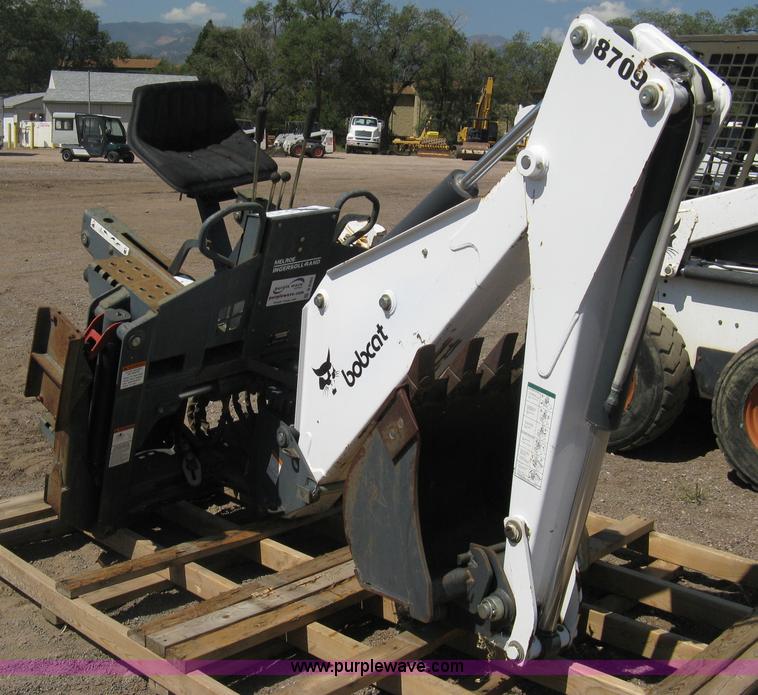 image for item B8089 2003 Bobcat 8709 backhoe attachment