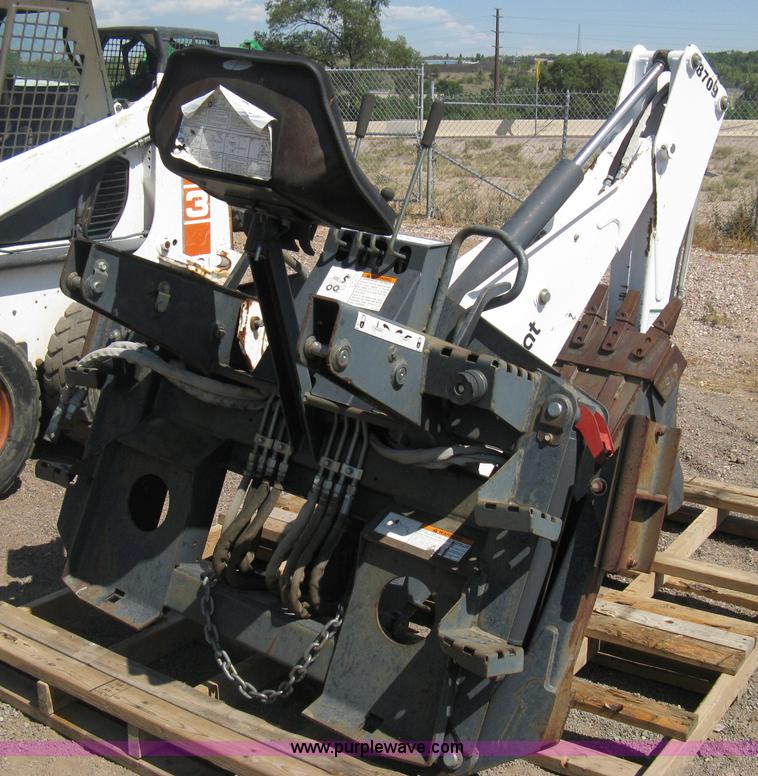 image for item B8089 2003 Bobcat 8709 backhoe attachment