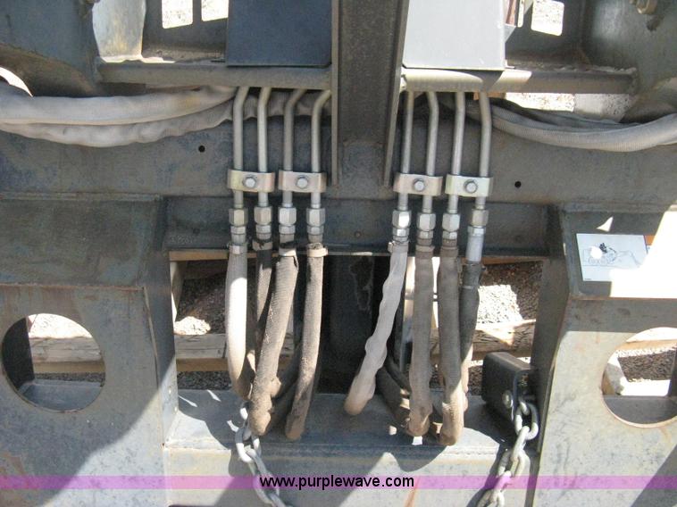 image for item B8089 2003 Bobcat 8709 backhoe attachment