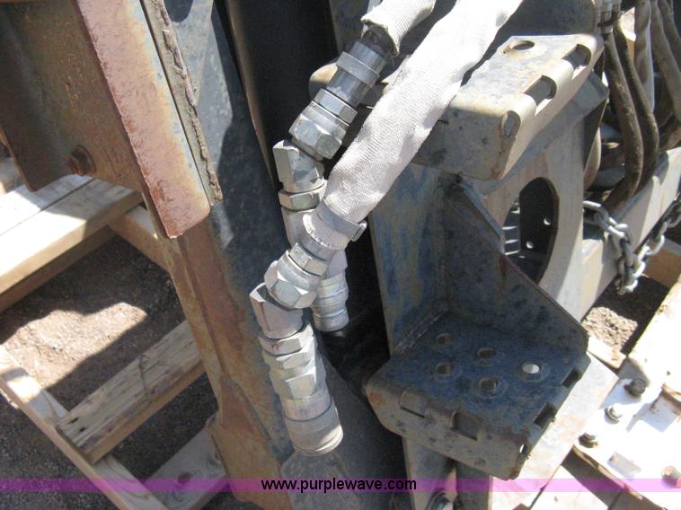 image for item B8089 2003 Bobcat 8709 backhoe attachment