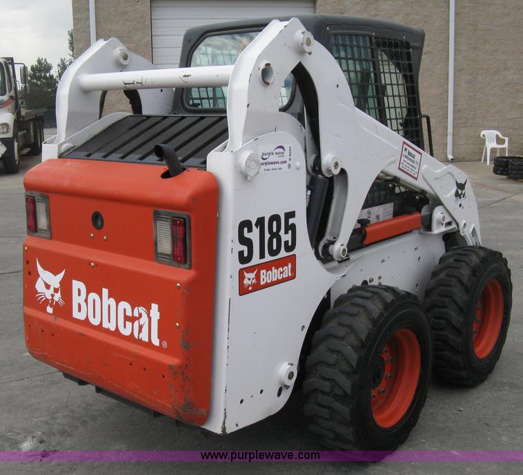 image for item B8094 2010 Bobcat S185 skid steer