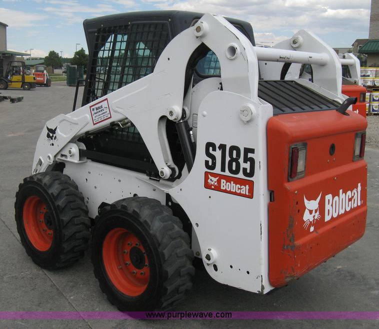 image for item B8094 2010 Bobcat S185 skid steer