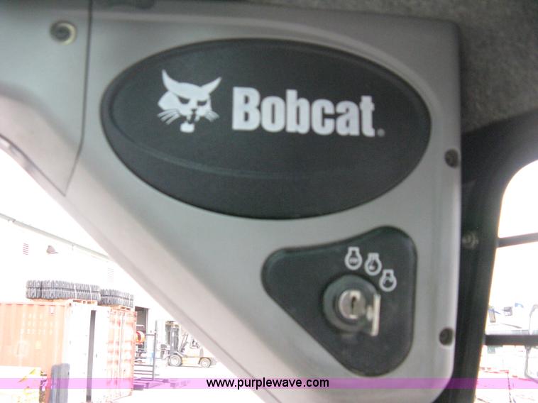 image for item B8094 2010 Bobcat S185 skid steer